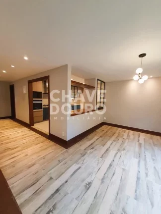 Imagem Casa em condomínio com 4 suítes em terreno plano no Comary!