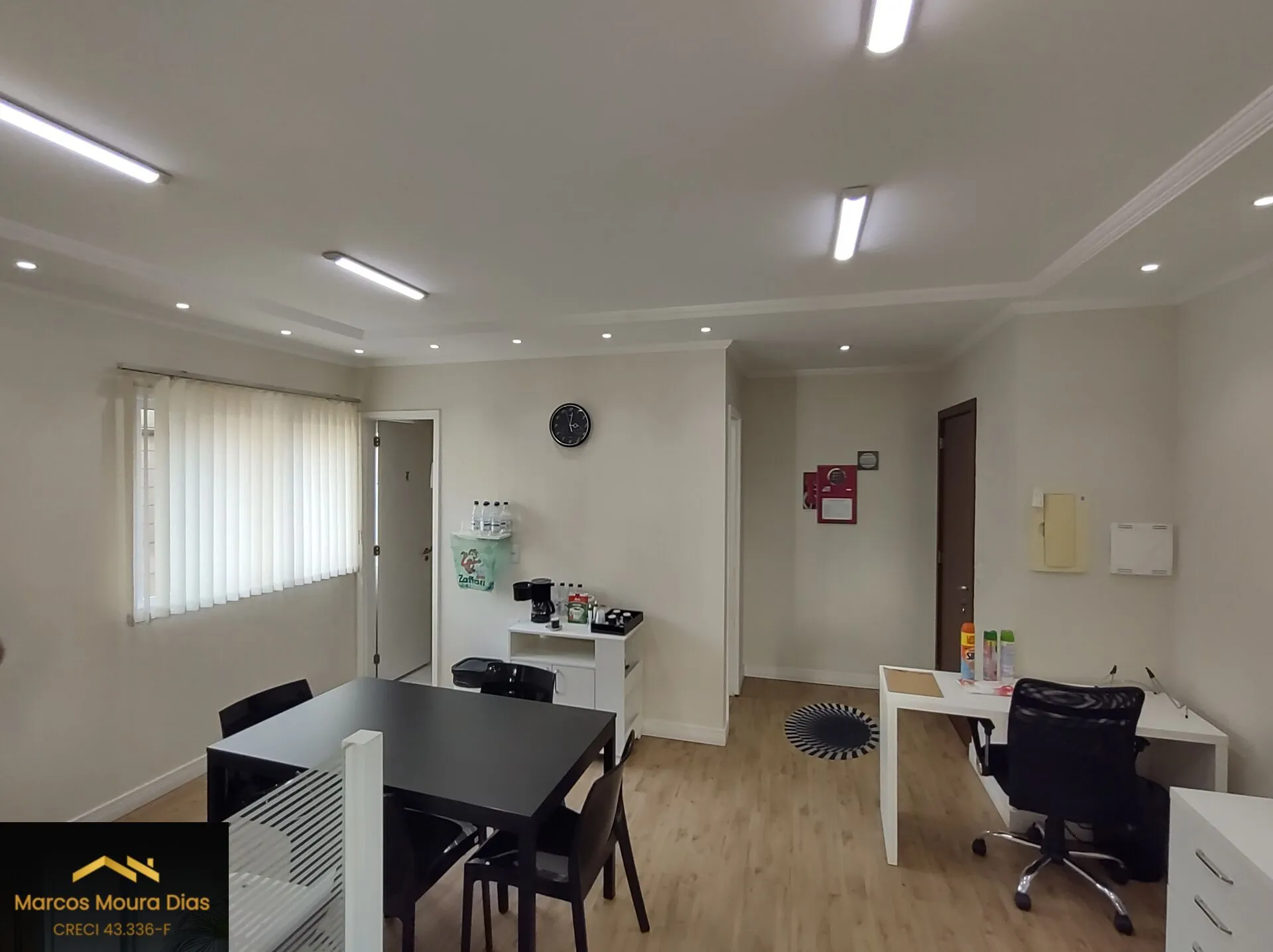 Imagem Conjunto mobiliado com ar condicionado à venda, 33 m², 2 banheiros e 1 Vaga de Garagem - Pompeia - São Paulo/SP