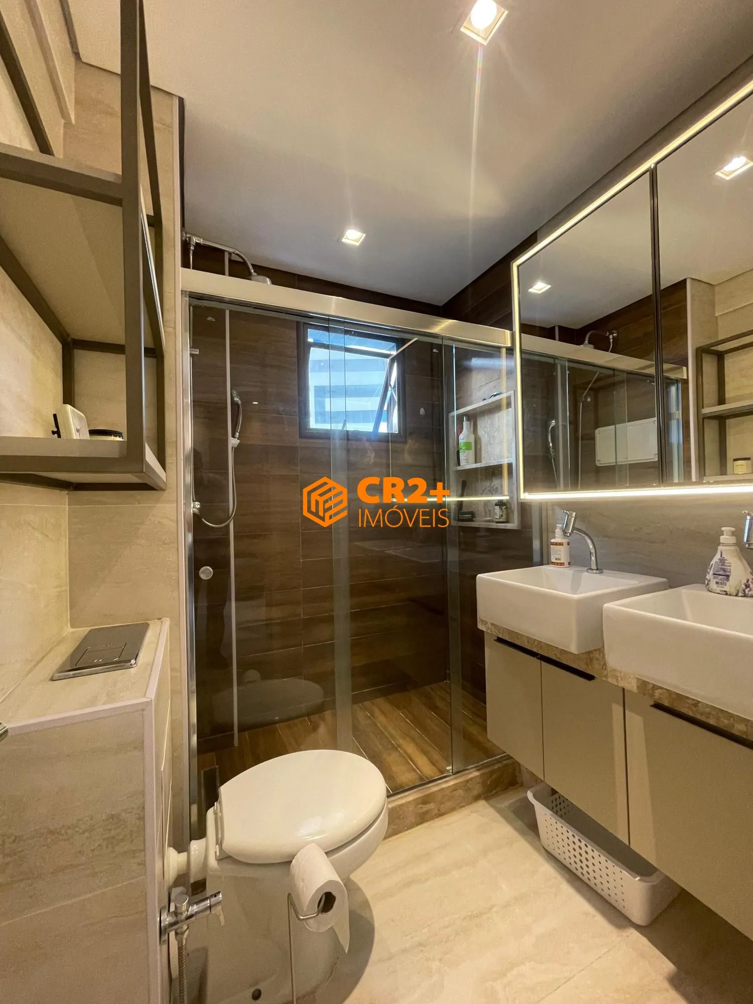 Imagem Vendo apartamento alto padrão 03 quartos, 03 suítes, 125m2,02 vagas de garagem n