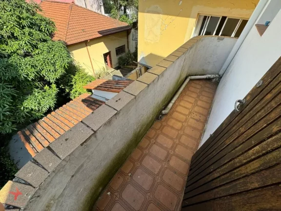 Imagem Imperdível Sobrado Comercial na Vila Madalena - São Paulo-SP: 7 Quartos, 2 Salas, 3 Banheiros, 3 Vagas, 170m. Venha Conferir!
