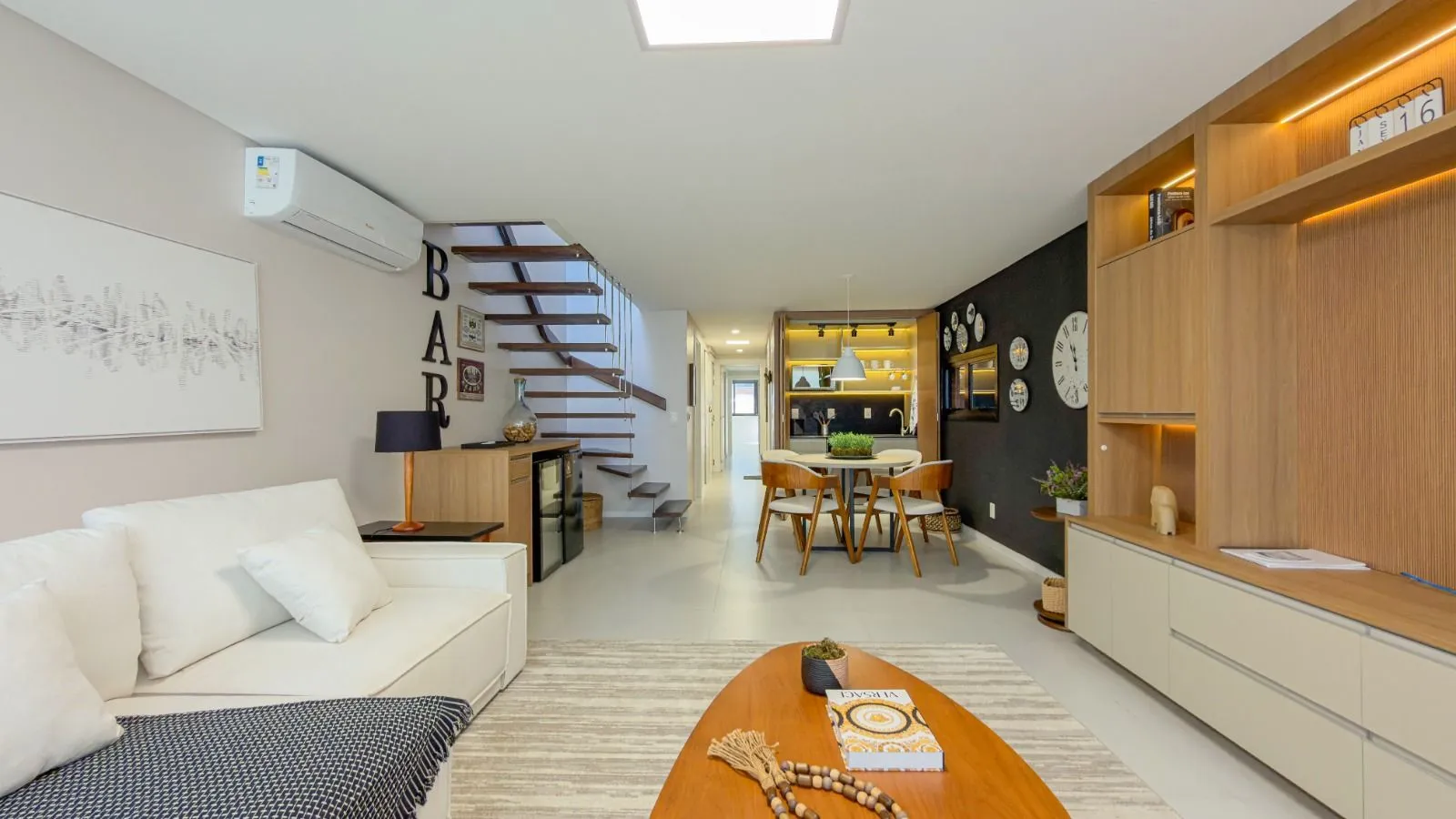 Imagem Cobertura à venda em Torres, Prainha, com 2 quartos, 223m2