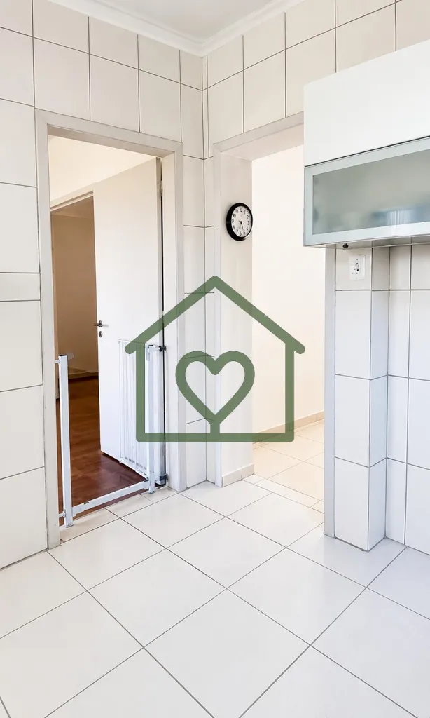 Imagem Casa em alvenaria, próxima à 24 de outubro no coração do Bairro Auxiliadora, com a seguinte comp...