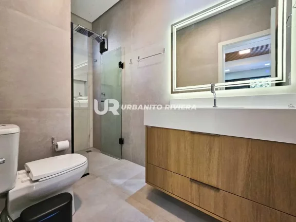 Imagem Residência de Alto Padrão com 379m2 Totalmente Mobiliada e Decorada
