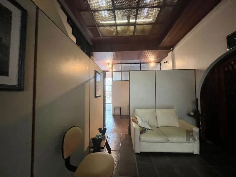 Imagem Prédio Comercial em São Geraldo