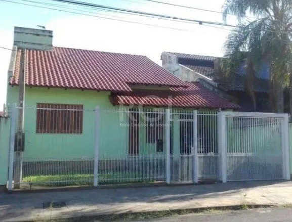 Casa para Venda - 166m², 3 dormitórios, sendo 1 suites, 4 vagas - Vila Márcia