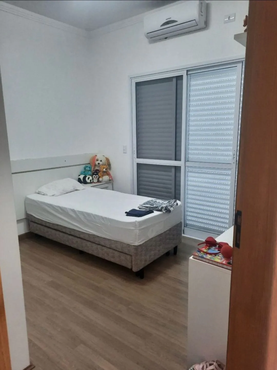 Imagem Casa à venda 3 Quartos, 1 Suite, 2 Vagas, 300M², Abaete, Taubaté - SP
