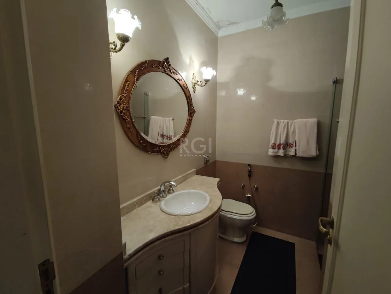 Imagem Apartamento para Venda - 120m², 3 dormitórios, 1 vaga - Centro Histórico