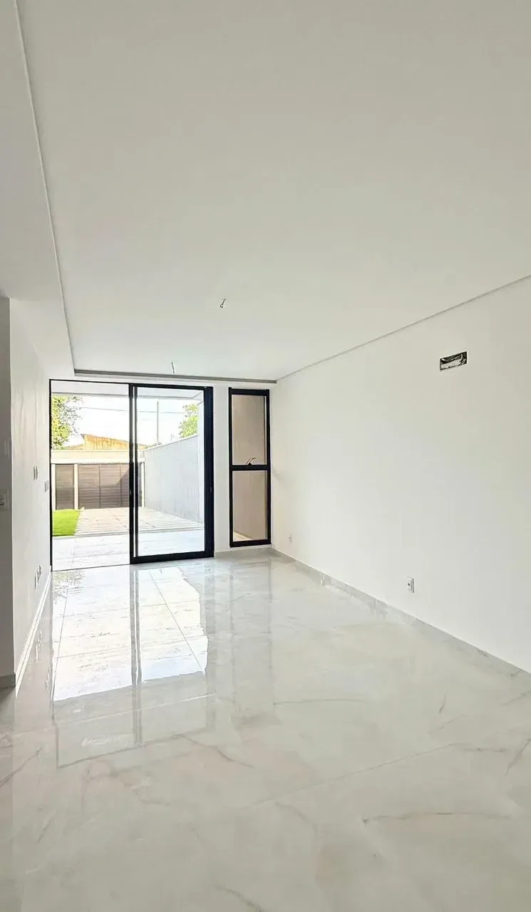 Imagem Casa com 3 Quartos à Venda, 116 m² em Centro - Eusébio