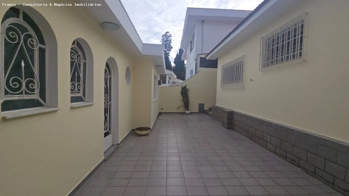 Imagem Casa para Venda em São Paulo, Jardim Londrina, 3 dormitórios, 1 suíte, 3 banheiros, 2 vagas