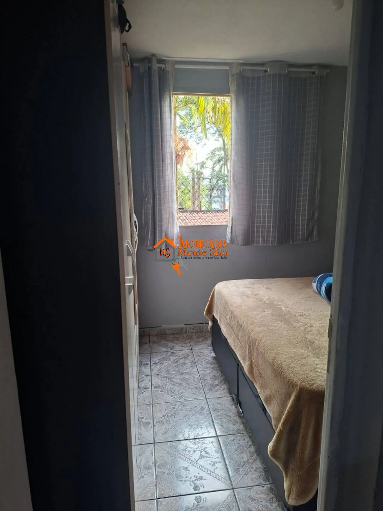 Imagem Apartamento com 2 dormitórios à venda, 42 m² por R$ 170.000,00 - Vila Carmela I - Guarulhos/SP