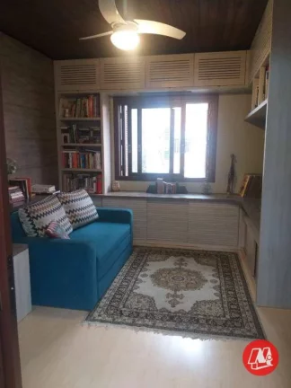 Imagem Na Vicente da Fontoura, sobrado com 4 quartos e pátio.