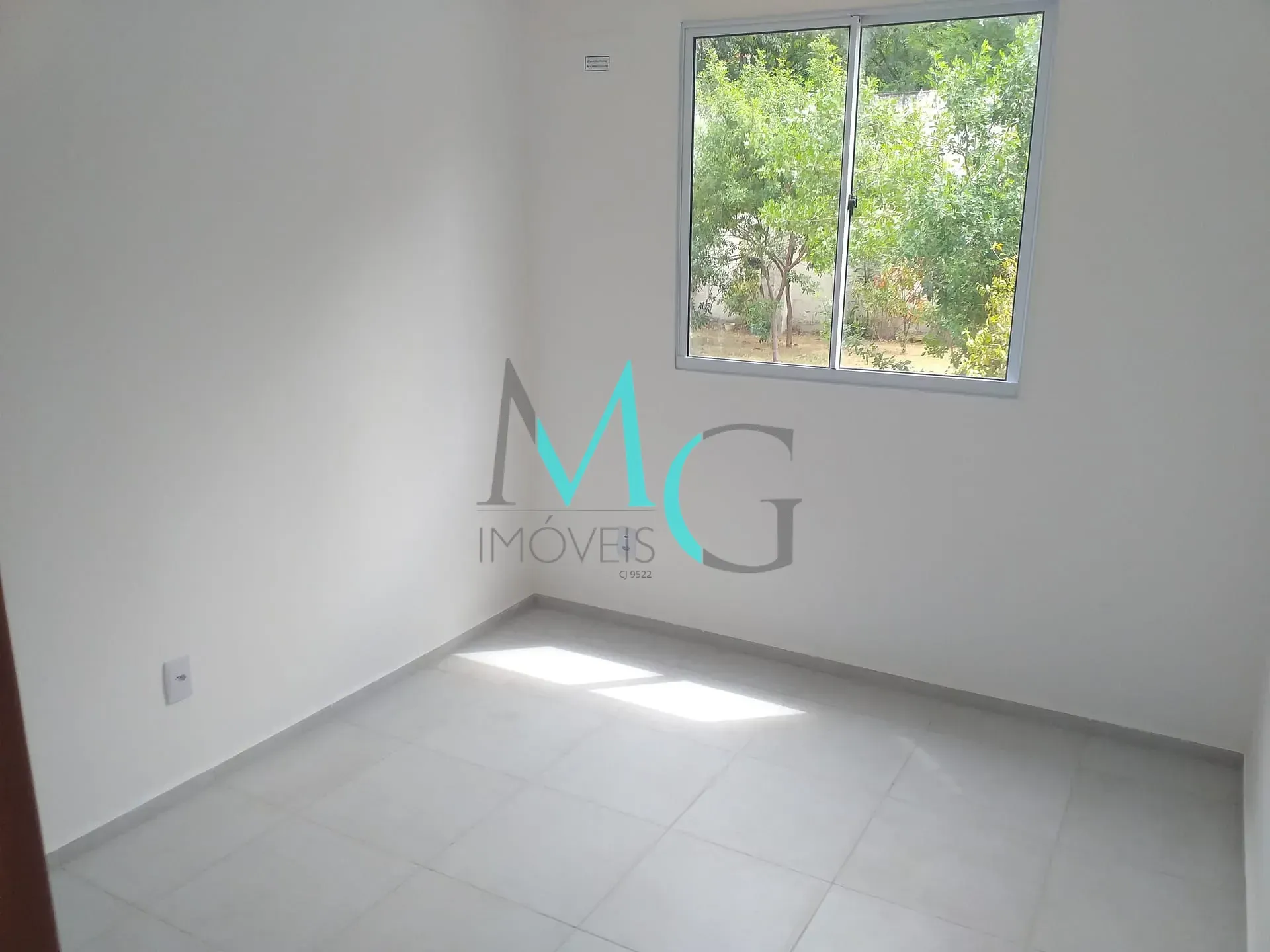 Imagem Apartamento 2 Quartos, 41,19m² por R$ 159.000,00 no Condomínio Cedro Rosa, Inhoaíba, RJ