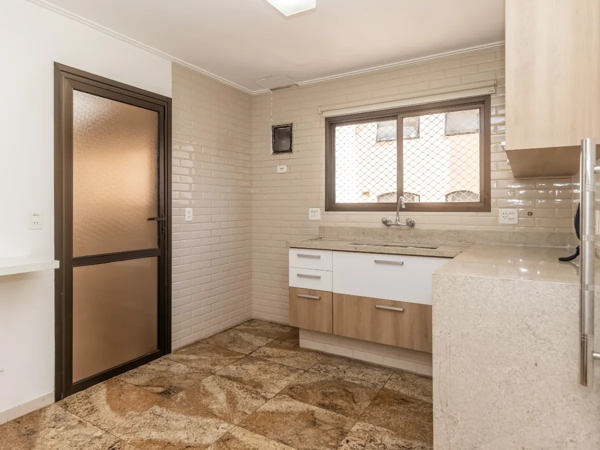 Imagem Apartamento para venda e locação em Indianópolis com 4 quartos, sendo 2 suítes, 232m2