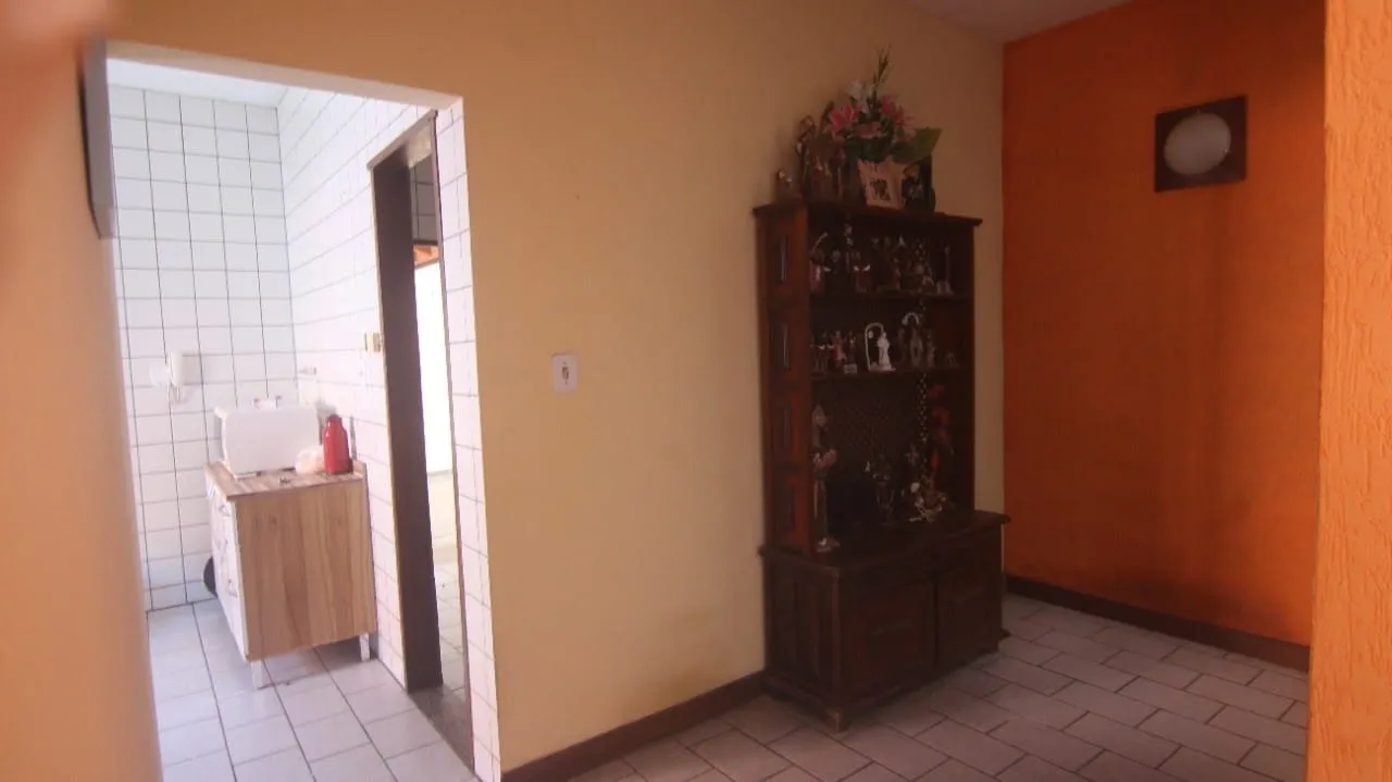 Imagem Casa à venda 3 Quartos, 1 Suite, 4 Vagas, 300M², Residencial Comercial Vila Verde, Pindamonhangaba - SP