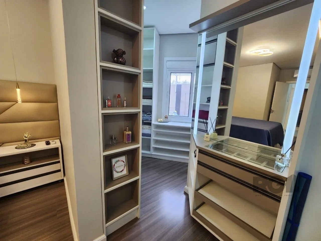Imagem Casa em condomínio, 3 dorms, 1 suíte, 2 vagas bairro vale Ville