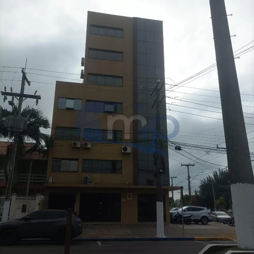 Imagem Sala comercial a venda com 94m² no centro de Torres/RS
