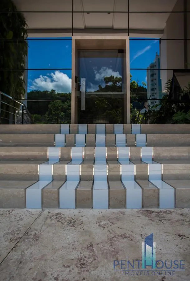 Imagem Apartamento Quadra Mar para Venda em Balneário Camboriú, PIONEIROS, 4 dormitórios, 4 suítes, 5 banheiros, 4 vagas