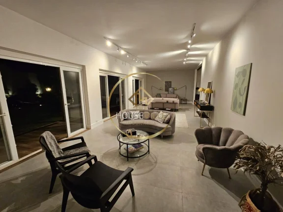Imagem Casa Alto Padrão, 4 dormitórios ( 4 suítes), Morumbi, São Paulo.