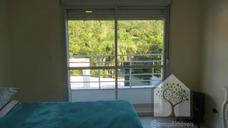 Imagem Excelente casa de Condomínio em Sambaqui, Florianópolis