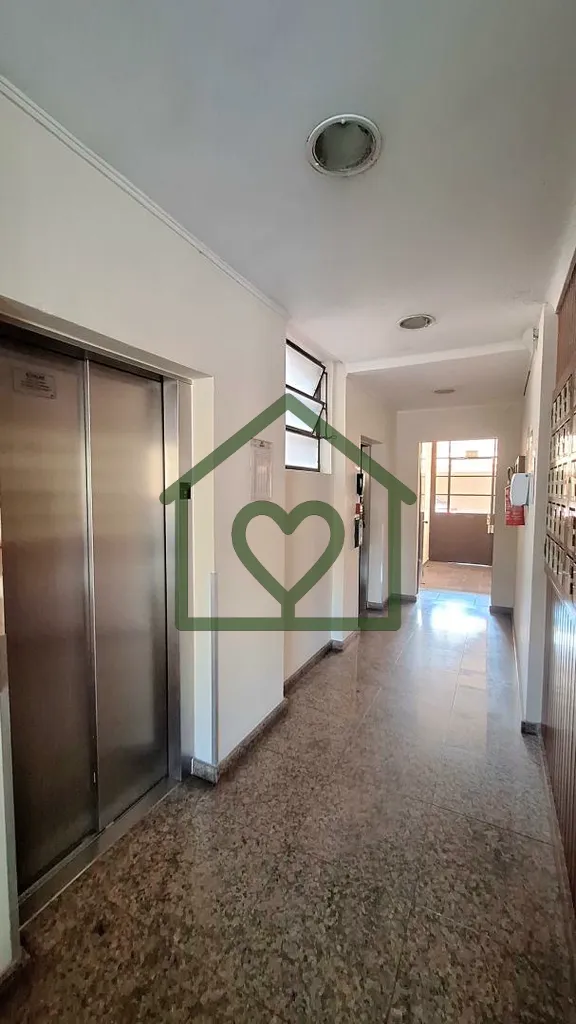 Imagem A/J BROKERS VENDE NO BAIRRO RIO BRANCO ? PORTO ALEGRE 
 Excelente Apartamento em andar alto, com vis...