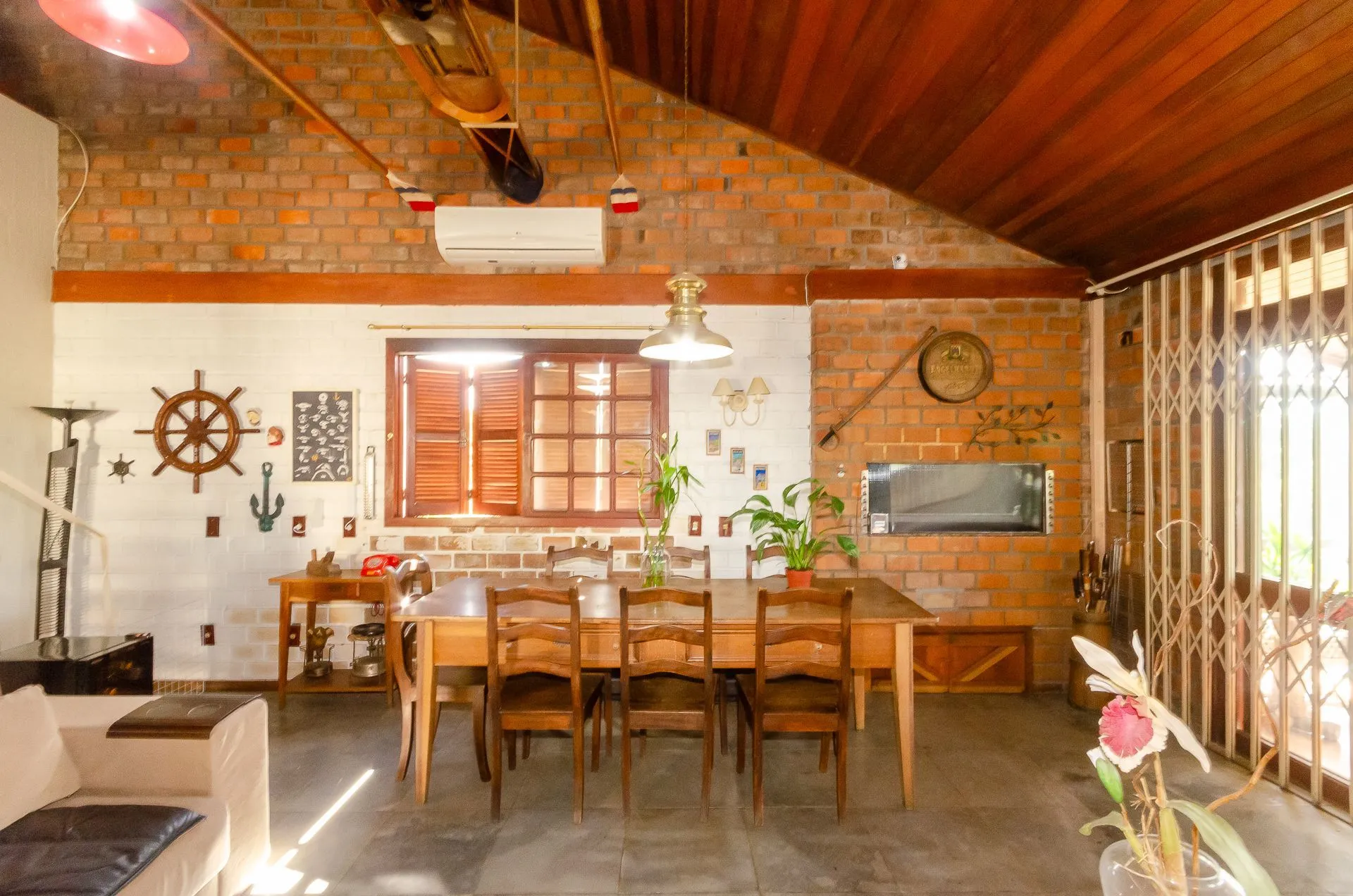 Imagem Casa Exclusiva na Zona Sul com Vista Panorâmica, Piscina e Poço Artesiano!