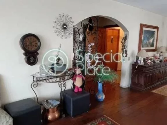 Imagem Apartamento com 190m² amplo, com muita luz natural e arejado, andar alto em Moema Pássaros. Sala a...