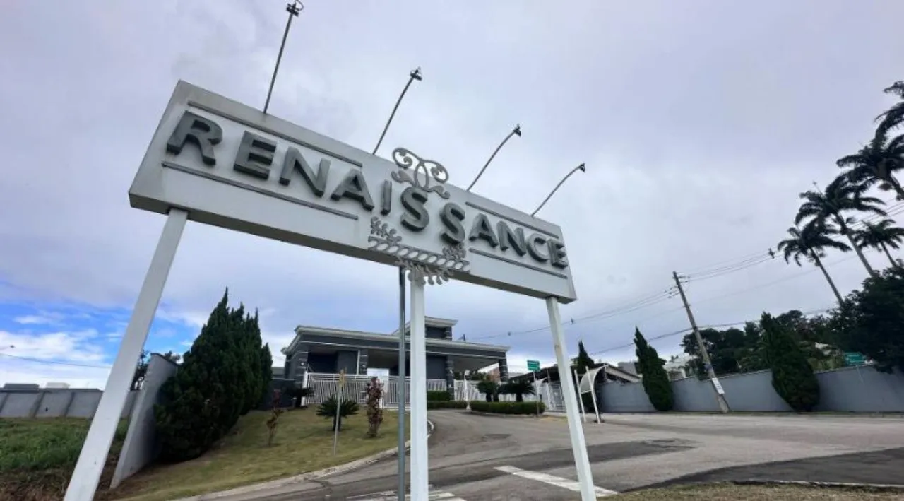 Imagem Condomínio Renaissance Terreno em Condomínio à Venda em Sorocaba-SP, Bairro Brigadeiro Tobias, 304m² de Área!