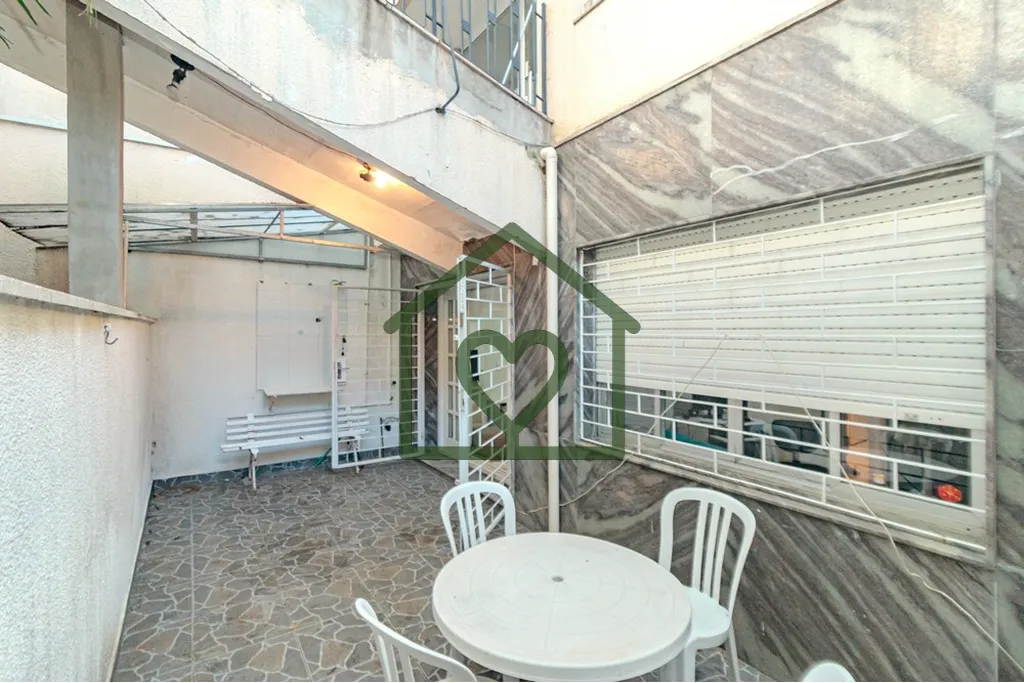 Imagem Imagine morar em um apartamento que oferece a liberdade de um espaço externo privativo, perfeito pa...