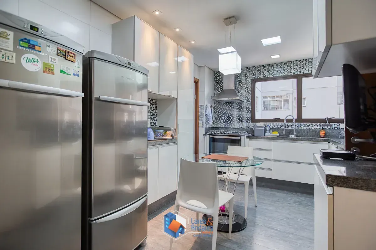 Imagem Apartamento para venda em Perdizes com 4 quartos, sendo 3 suítes, 192m²