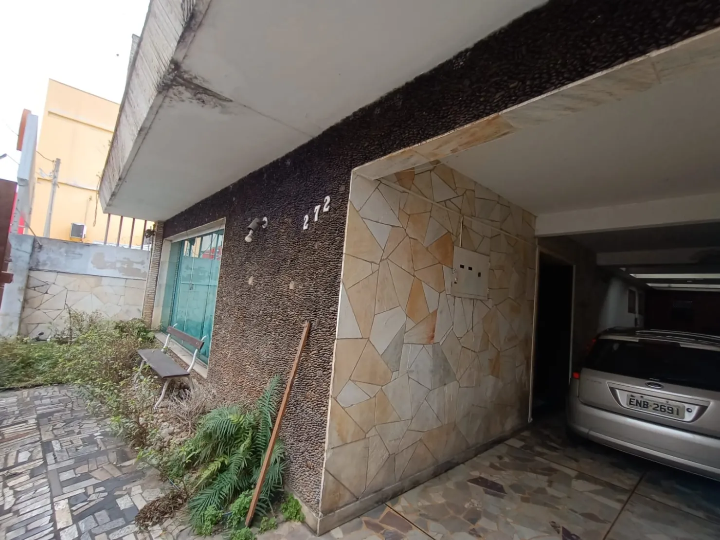Imagem Casa à venda e locação 4 Suites, 6 Vagas, 245M², Centro, Pindamonhangaba - SP