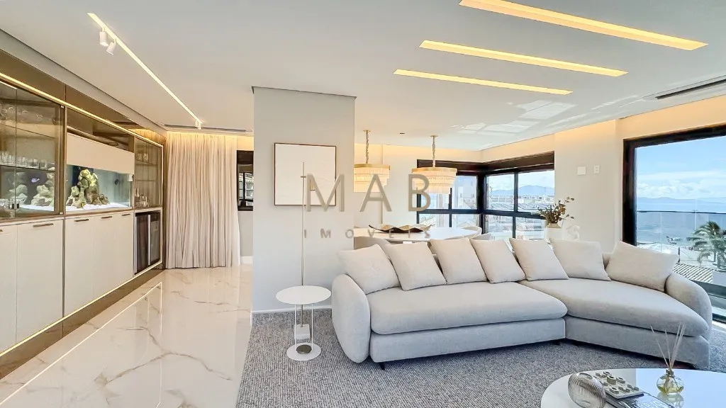 Imagem Cobertura duplex à Venda em Jurerê, com 4 suítes, rooftop com piscina infinita, elevador privativo, automação e alto padrão.
