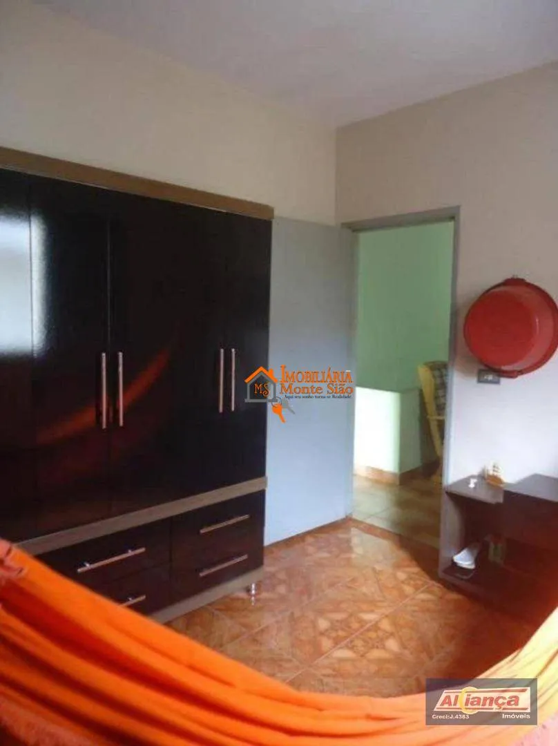 Imagem Sobrado com 3 dormitórios à venda, 191 m² por R$ 530.000,00 - Jardim Presidente Dutra - Guarulhos/SP