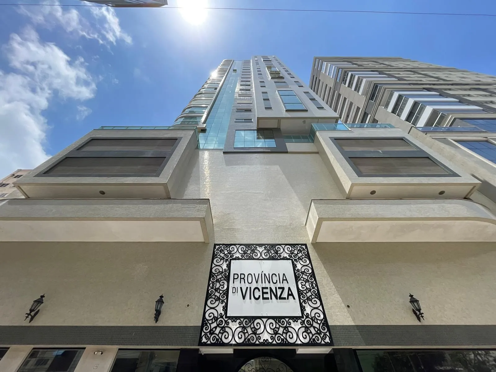 Foto do imóvel Apartamento com vista para o mar à venda com 193m2 por R$ 3.350.000,00