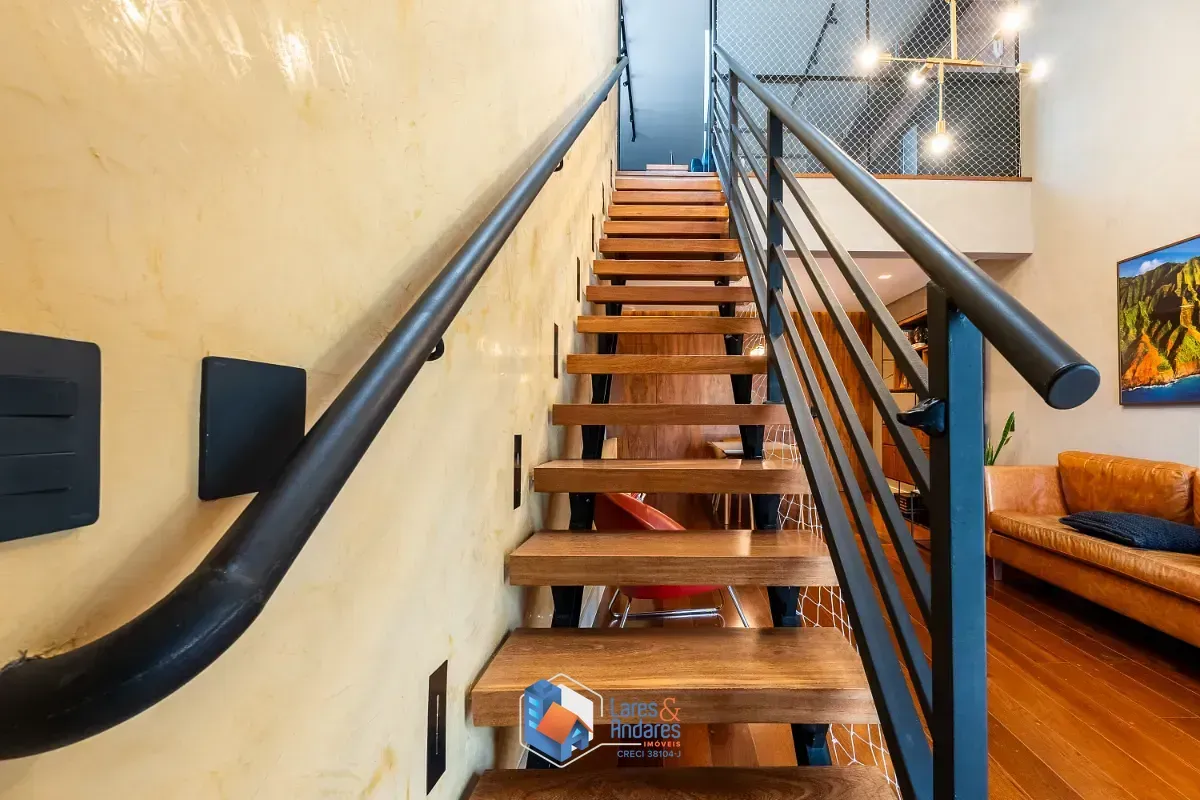 Imagem Cobertura para venda em Indianópolis com 3 quartos, sendo 1 suíte, 245m²