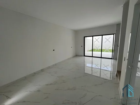 Imagem Sobrado a venda com terreno, 03 suítes, ótima localização em São José dos Pinhais PR