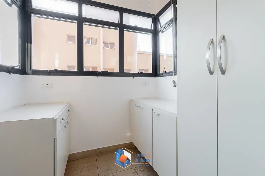 Imagem Duplex para venda em Pinheiros com 2 quartos, sendo 2 suítes, 132m²