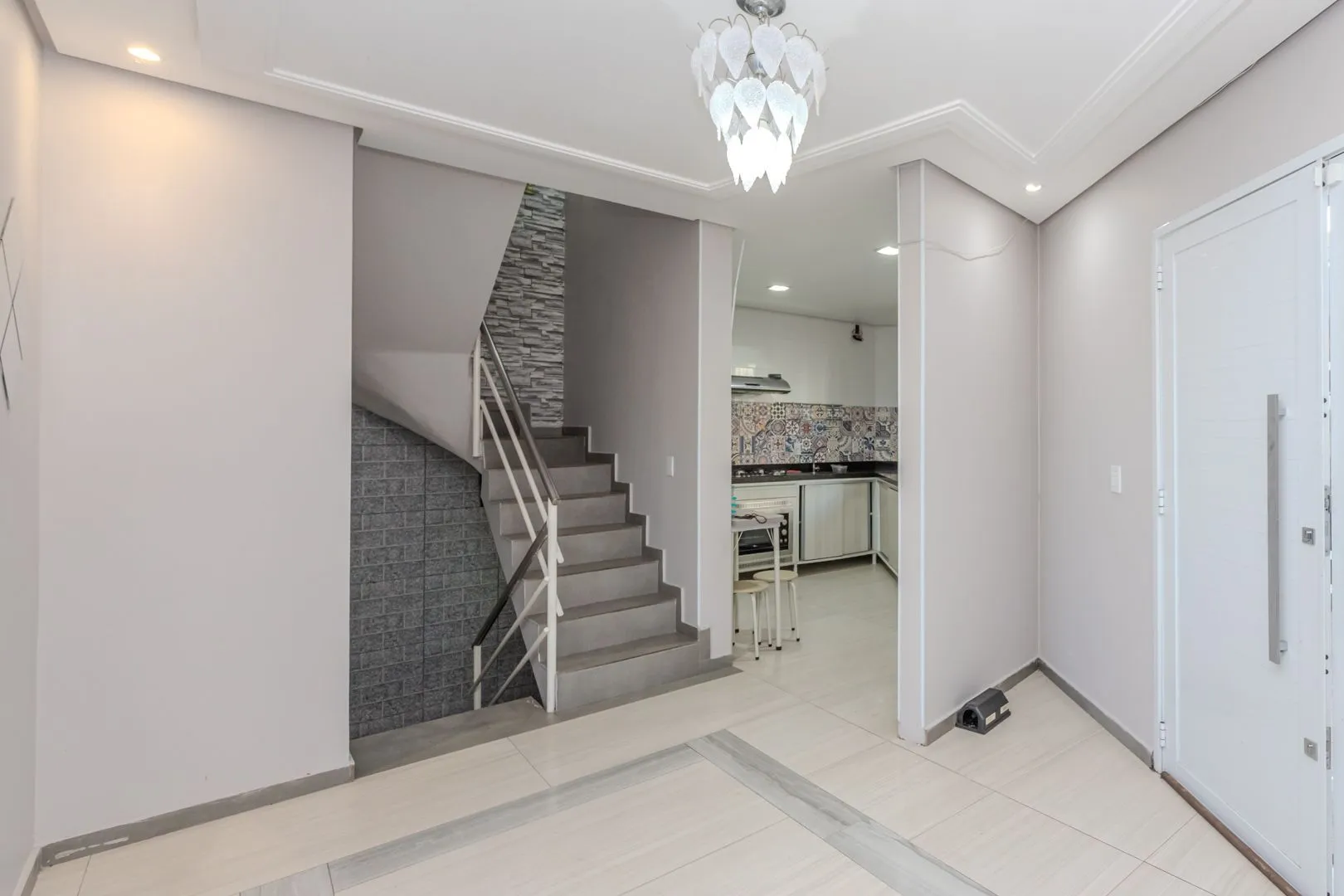 Imagem Casa sobrado no Morro Santana de 2 dormitórios e 2 vagas