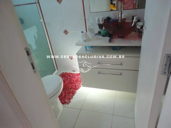 Imagem CHÁCARA Condomínio 4 Suítes, Piscina com bar molhado Campo de Futebol.