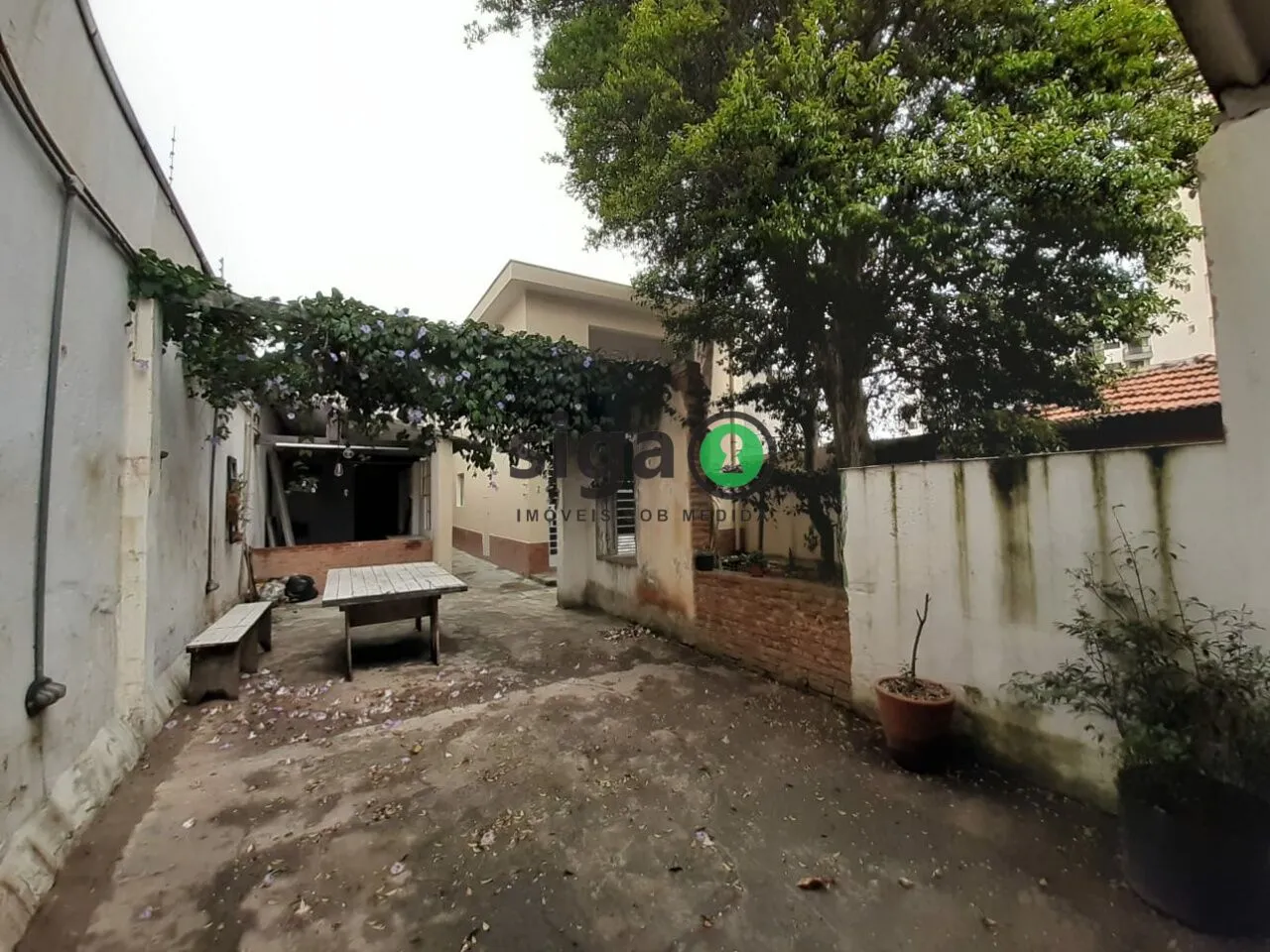 Imagem Casa para venda 6 dormitórios, 6 vagas em 500m² de terreno (10x50) - 450m² construídos