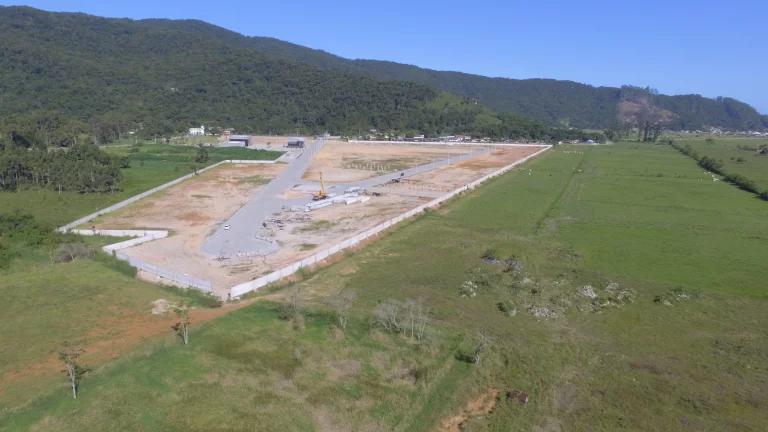 Foto do imóvel TERRENO COMERCIAL em PORTO BELO - SC, SANTA LUZIA