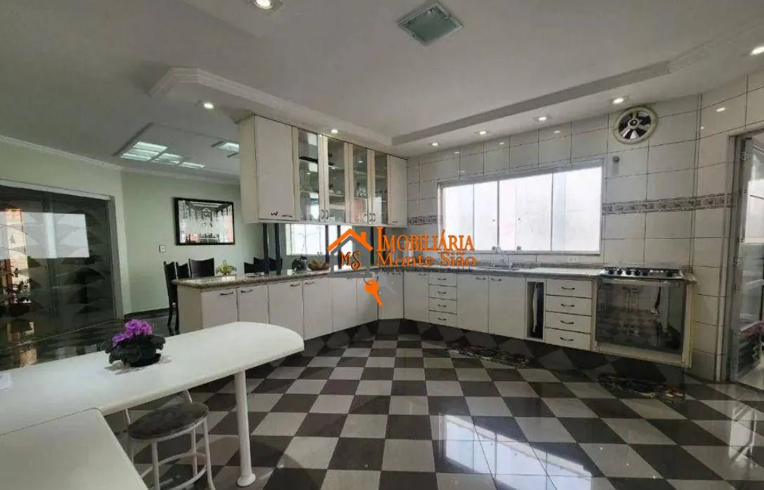 Imagem Casa com 3 dormitórios à venda, 350 m² por R$ 1.550.000 - Vila Bremen - Guarulhos/SP