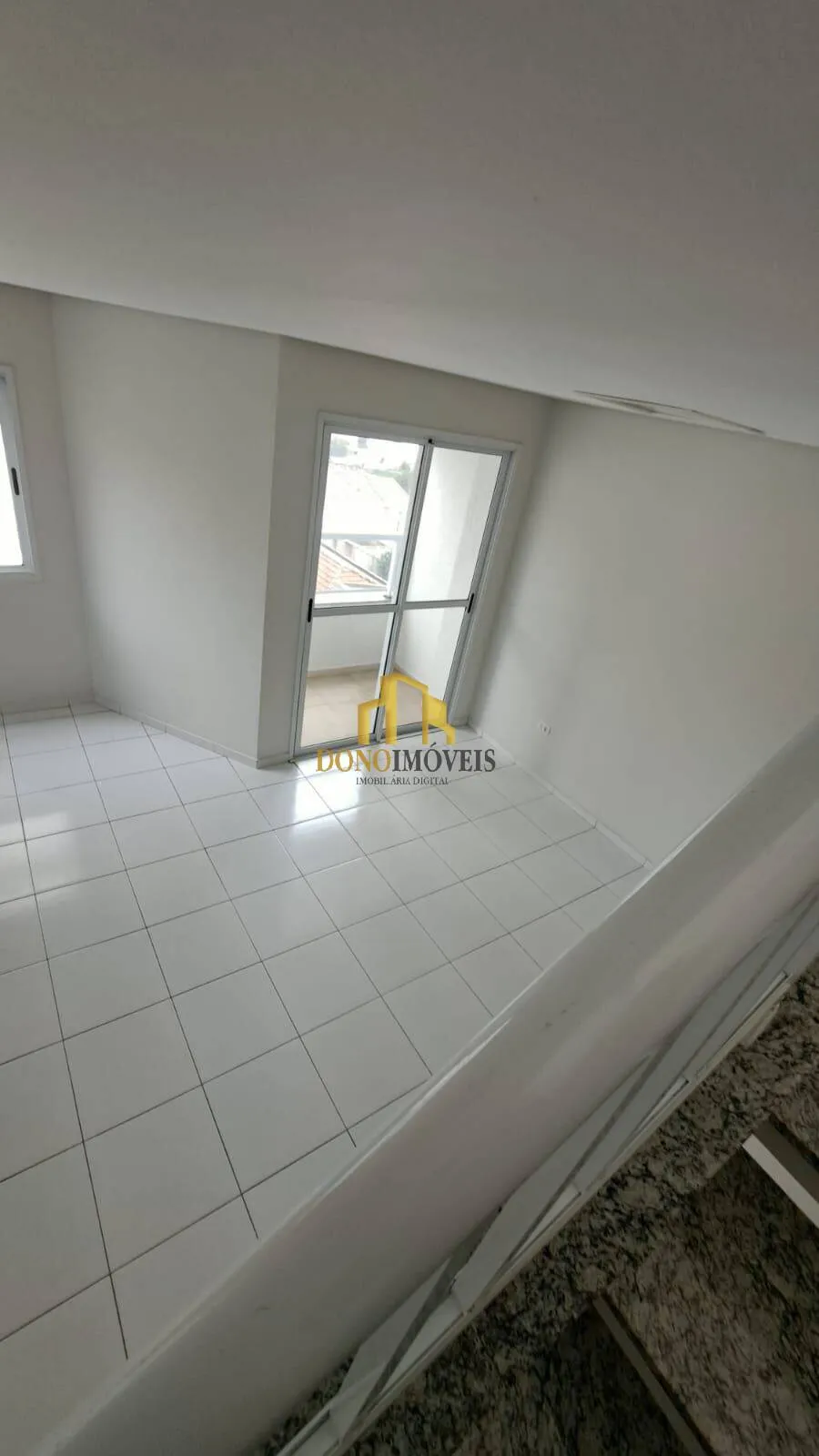 Imagem Cobertura à venda com 333 m², 3 dormitórios e 3 vagas, Rudge Ramos - SBC