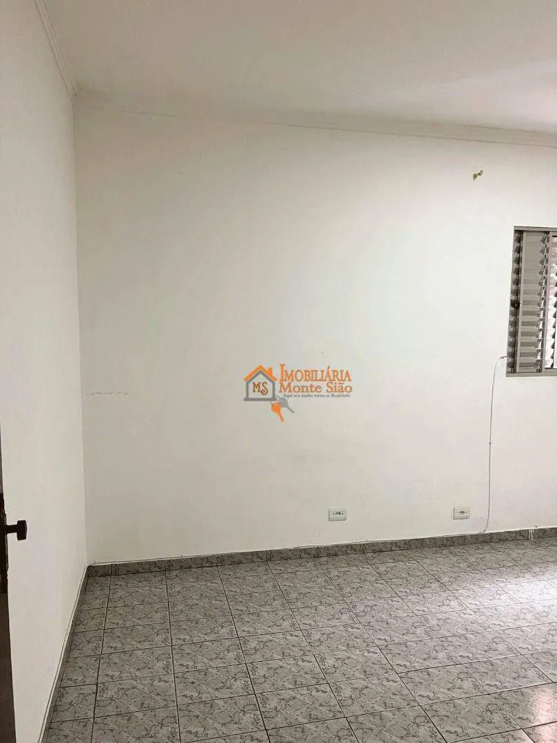 Imagem Sobrado com 3 dormitórios à venda, 298 m² por R$ 599.900,00 - Jardim Adriana - Guarulhos/SP