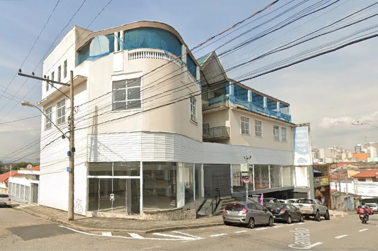 Foto do imóvel Oportunidade Única: Sala Comercial de Alto Padrão na Vila Santana, Sorocaba-SP - 8 Salas 3 Banheiros 18 Vagas 714m² em VILA SANTANA, SOROCABA - SP