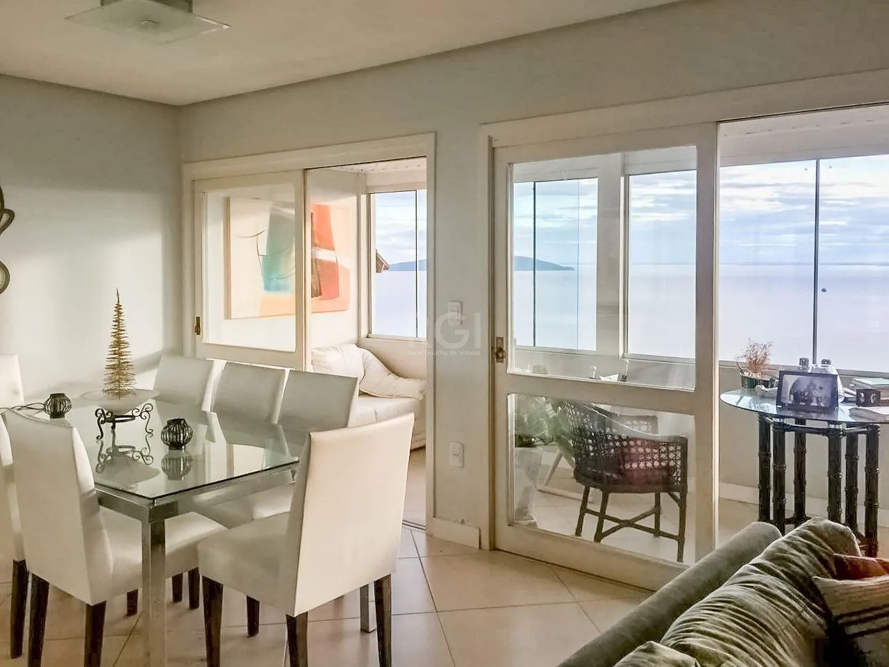 Imagem Casa para Venda - 280m², 3 dormitórios, sendo 1 suites, 2 vagas - Sétimo Céu