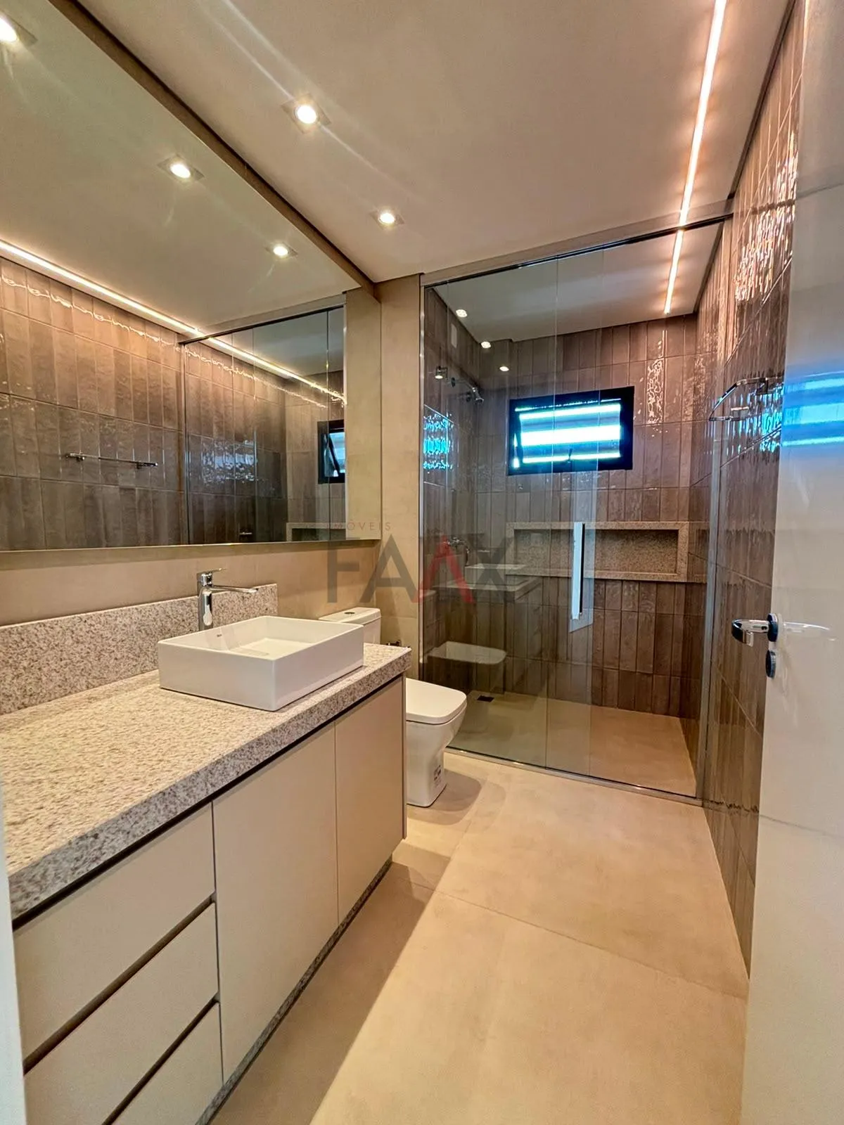 Imagem Apartamento com 3 dormitórios para locação, BATEL, GUARAPUAVA - PR
