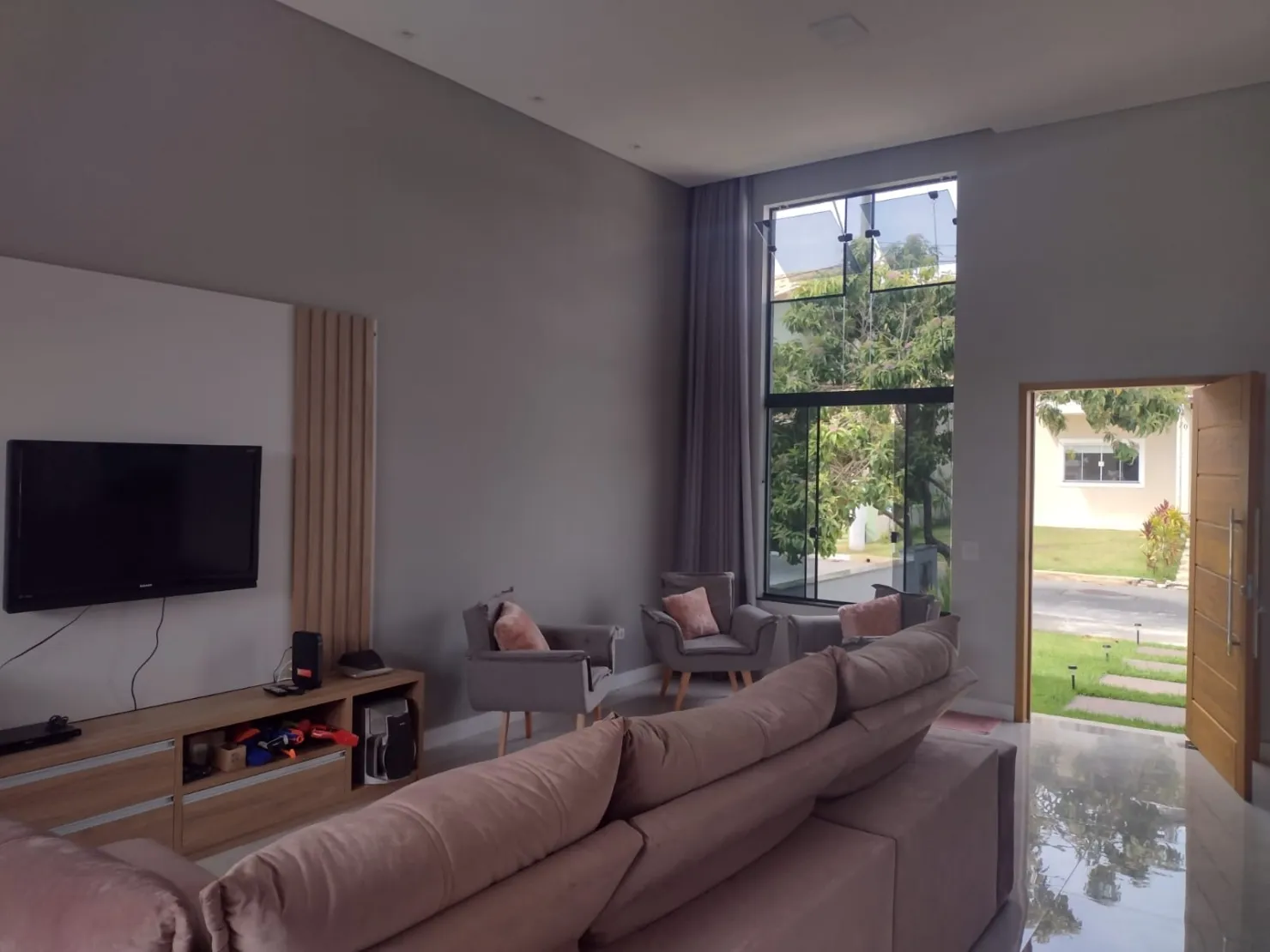 Imagem Casa à venda 3 Quartos, 1 Suite, 2 Vagas, 252M², Caminho Novo, Tremembé - SP | Pinheiros de Tremembé