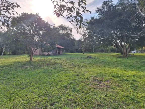 Imagem EXCELENTE TERRENO, de 3.200m², Condomínio Fechado, com Lagoas, Águas Claras