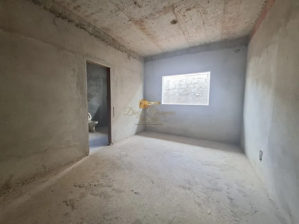 Imagem Casa em Condomínio para Venda em Teresópolis / RJ no bairro Green Valley