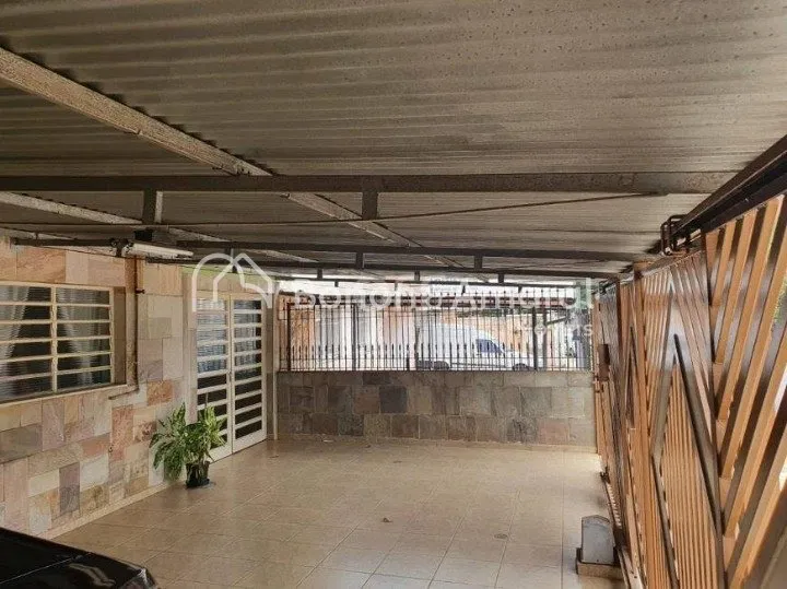 Imagem Casa com 140 m² e 3 Quartos